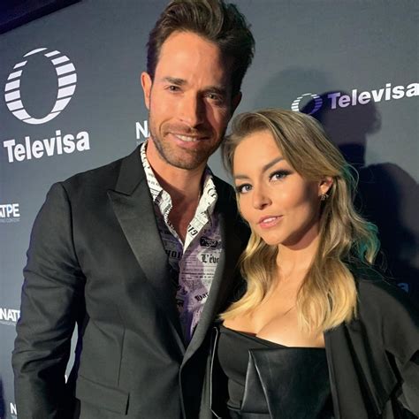 sebastián rulli e angelique boyer|La historia de amor de Angelique Boyer y Sebastián Rulli